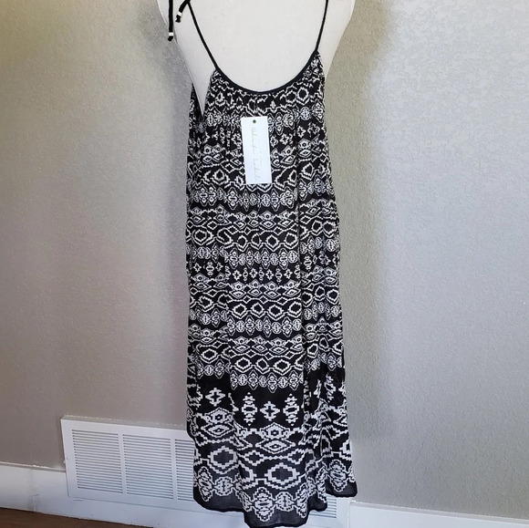 Ellis & Dewey white label dress linen - Picture 2 of 6